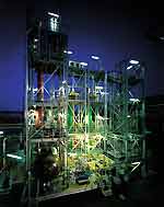 Pre-assembled units mounted on skids: ready for use after being properly connected to the
existing process system (two HCl gas synthesis units and one acid synthesis unit, supplied as modules.